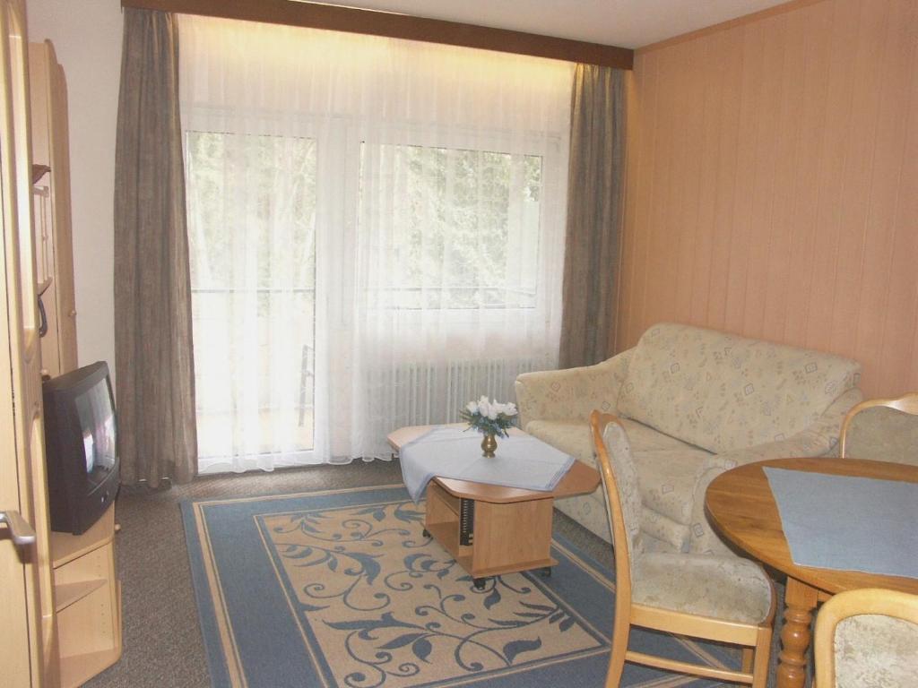 Hotel Park Eden Бад-Беллінген Номер фото